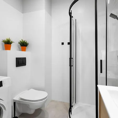 Stylowe Z Balkonem Blisko Rynku By Renters